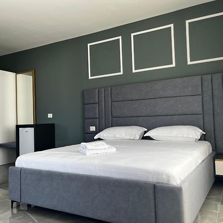 Leodori 3 Suites Shëngjin Eksteriør bilde