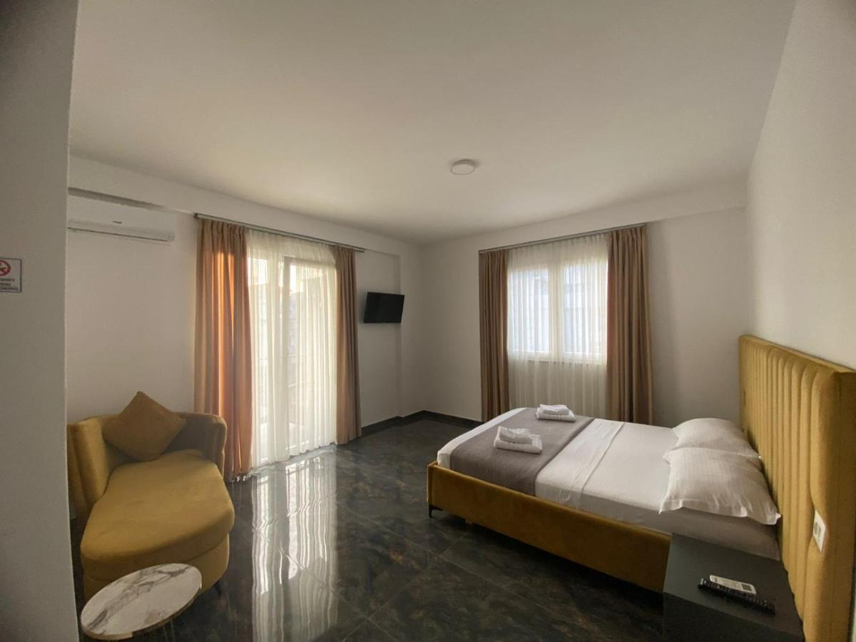 Leodori 3 Suites Shëngjin Eksteriør bilde